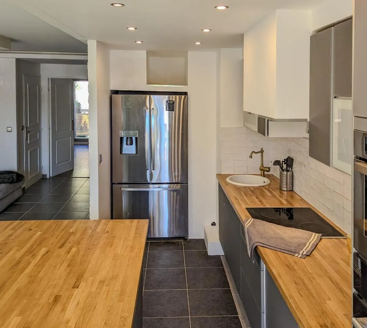 Apartment For 8 Guests In Nice City Center 0*,